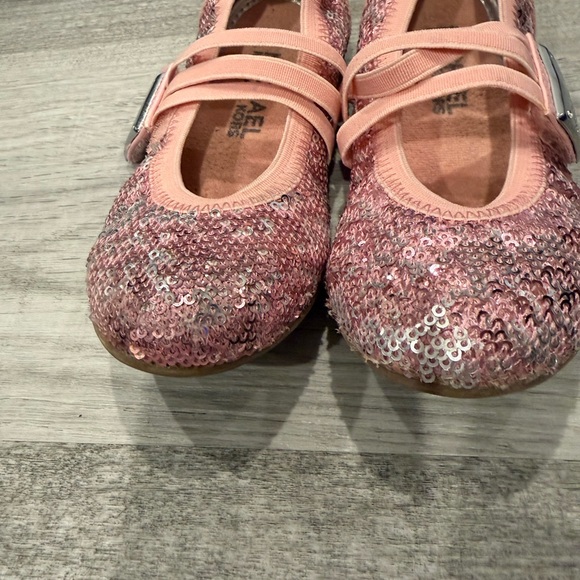 Michael Kors Glittering Pink Ballet Flats - Picture 3 of 7